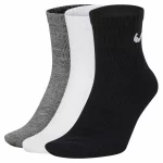 Шкарпетки Nike U NK EVERYDAY LTWT ANKLE 3PR чорний, білий, сірий Уні 38-42