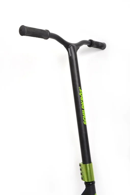 Самокат трюковий Schildkr&ouml;t Kickless Forest чорно-зелений Уні Max:100 кг