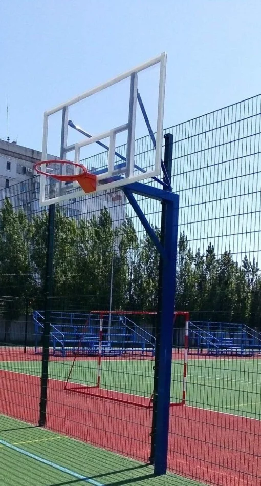 Баскетбольна стійка на одній опорі SS00433