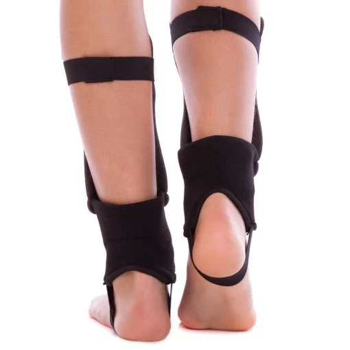 Щитки футбольні із захистом щиколотки "CHELSEA" FB-5089-M, розмір М