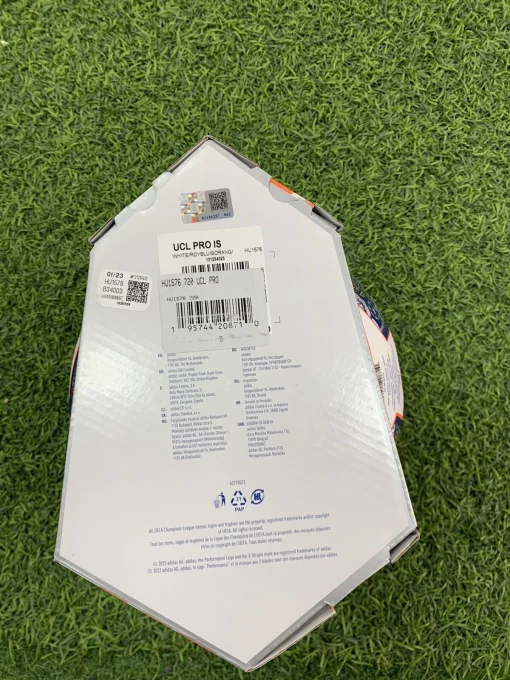 Футбольний м'яч Adidas 2023 UCL Istanbul OMB (FIFA QUALITY PRO) HU1576