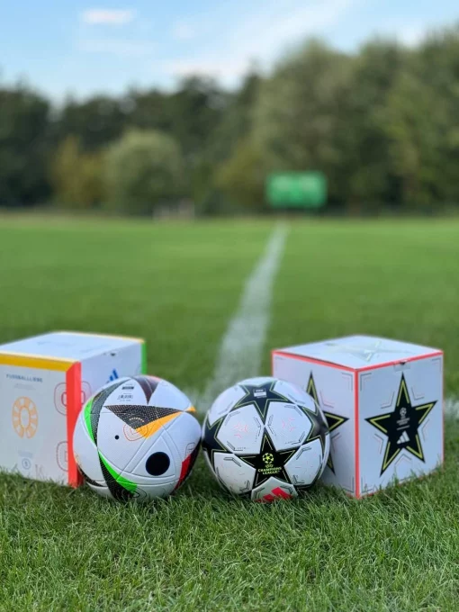 Футбольний м'яч Adidas UCL League Box JG8778 (Champions League 24/25) розмір №4