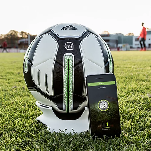 Футбольний м'яч Adidas miCoach Smart Ball (Розумний м'яч)