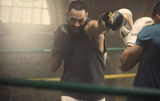 Боксерські рукавиці Reebok Boxing Gloves чорний, золотистий 14 унцій (RSCB-11117GB-14)